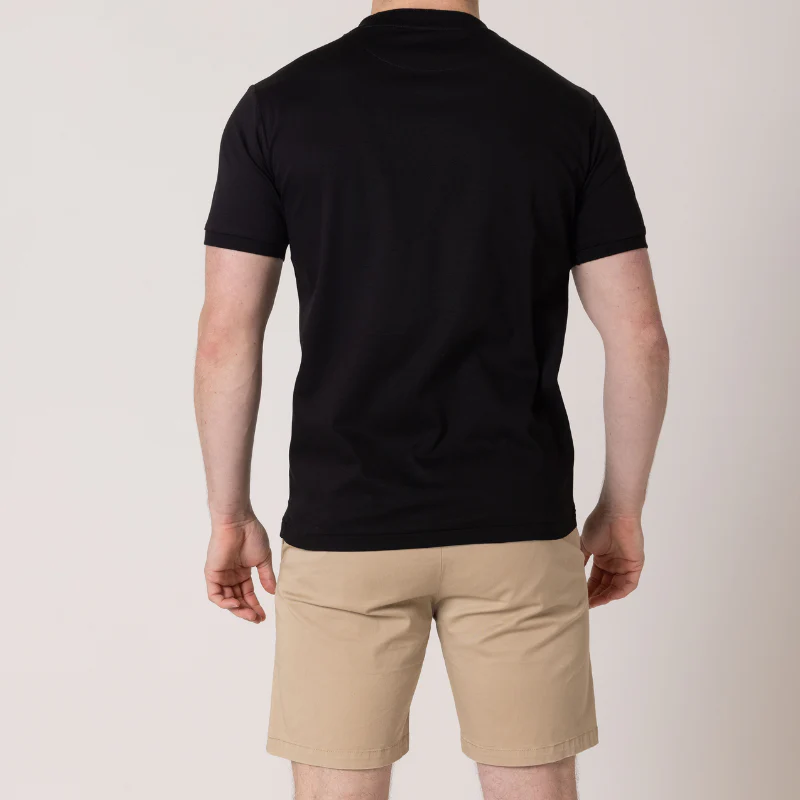 Black 'L' T-Shirt - Image 10