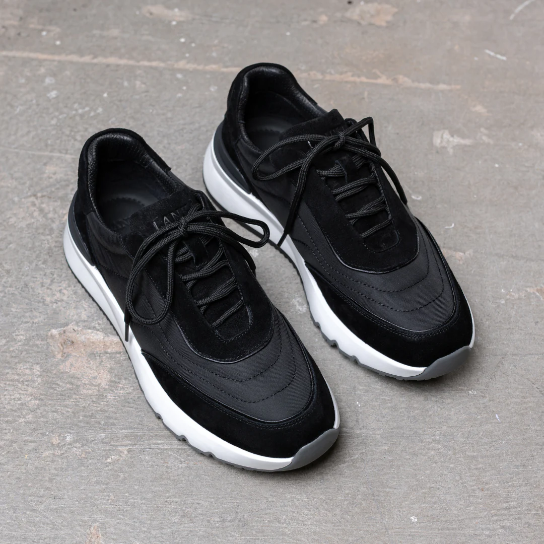 Black Runners - Image 4