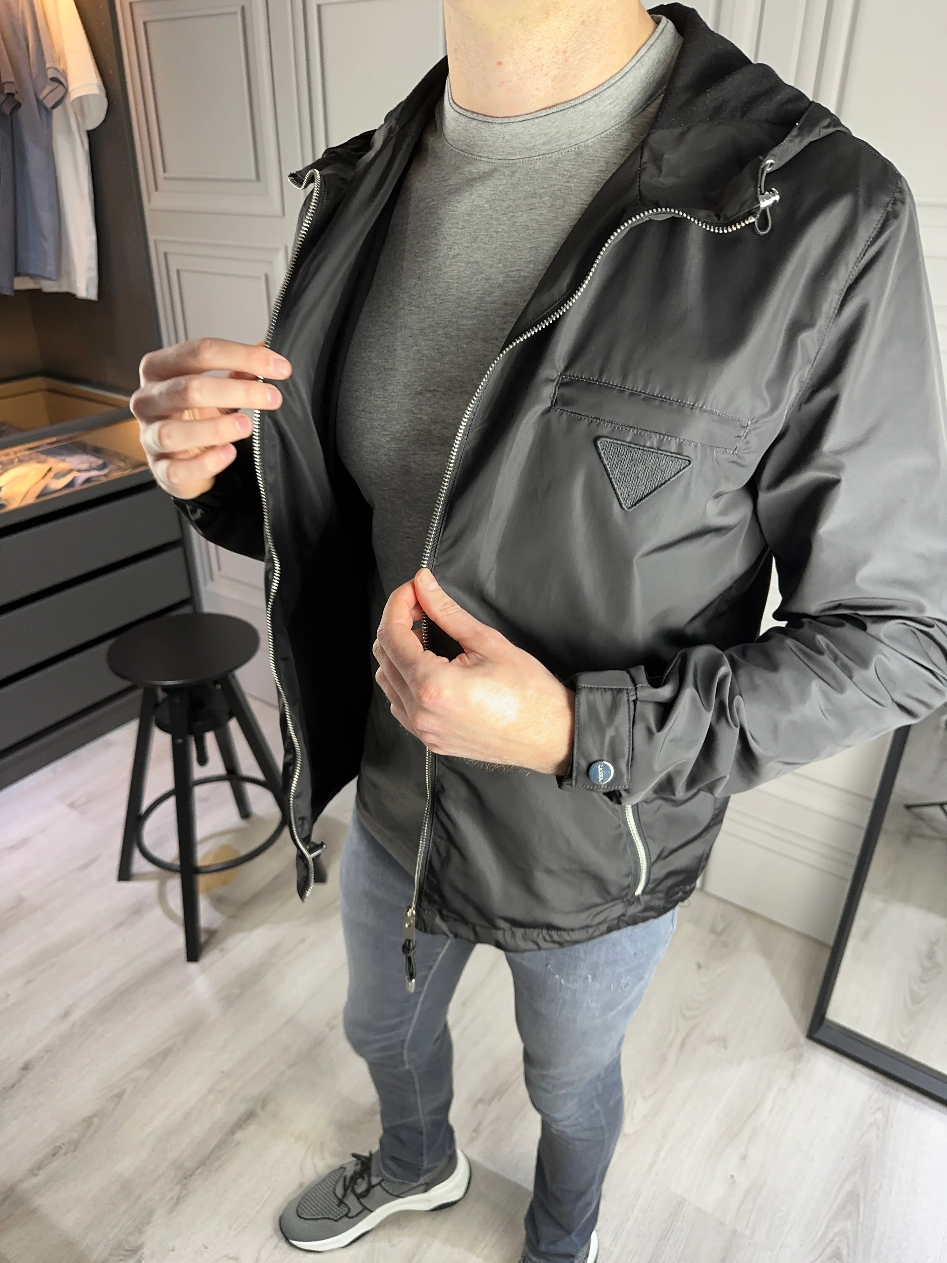 Black Wind Breaker - Image 15