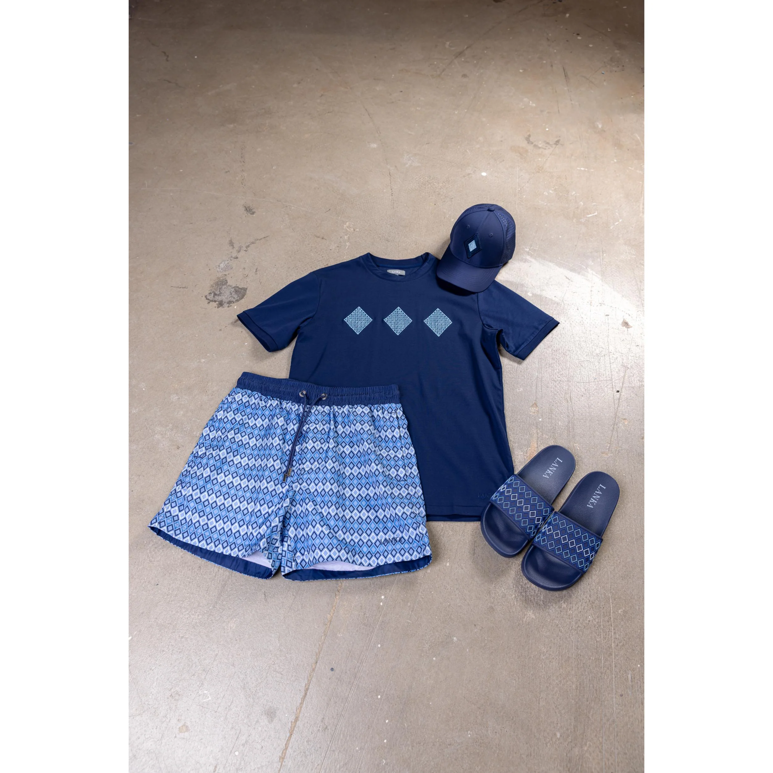 Navy Diamond Sliders - Image 5