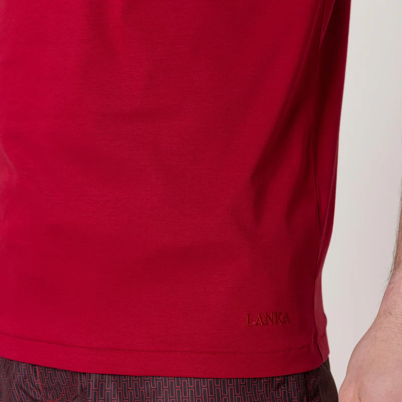 Red 'L' T-Shirt - Image 9